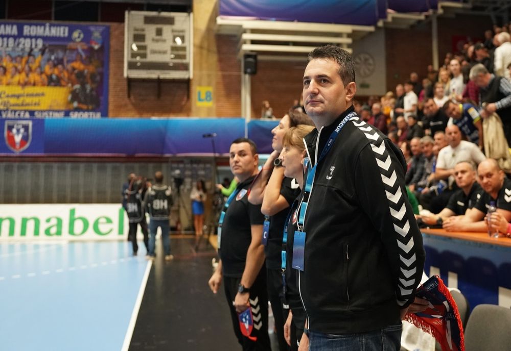 Rapid a realizat transferul a două jucătoare de la Râmnicu Vâlcea