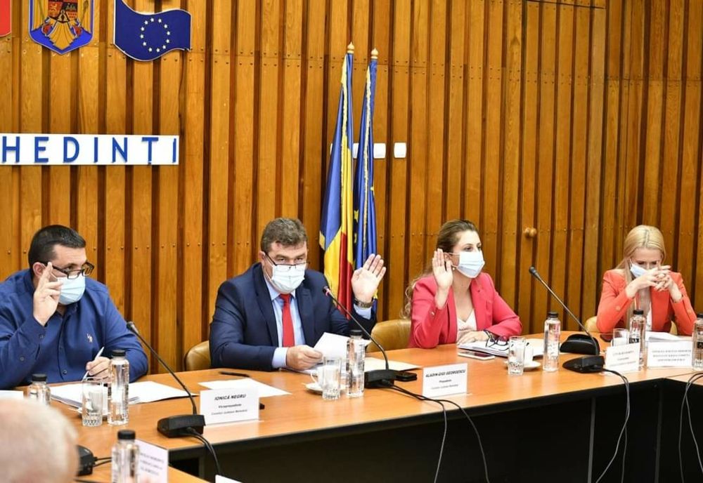 Serviciu de Salvamont Salvaspeo la Geoparcul Mehedinți