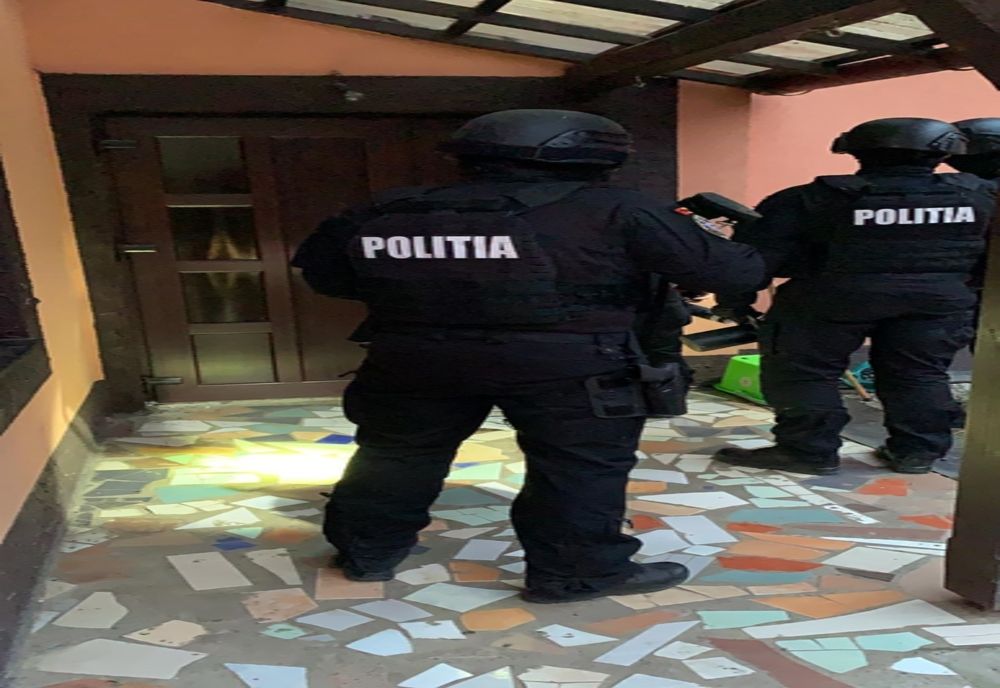 Percheziţii miercuri dimineaţă în judeţul Mehedinţi