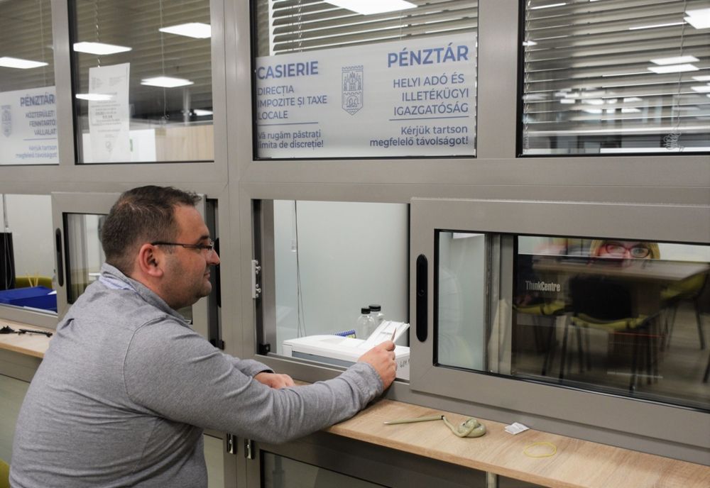 Cei care au mai mult de două locuințe sau două mașini ar putea plăti impozite mai mari. Ce alte modificări se vor face în Codul Fiscal 