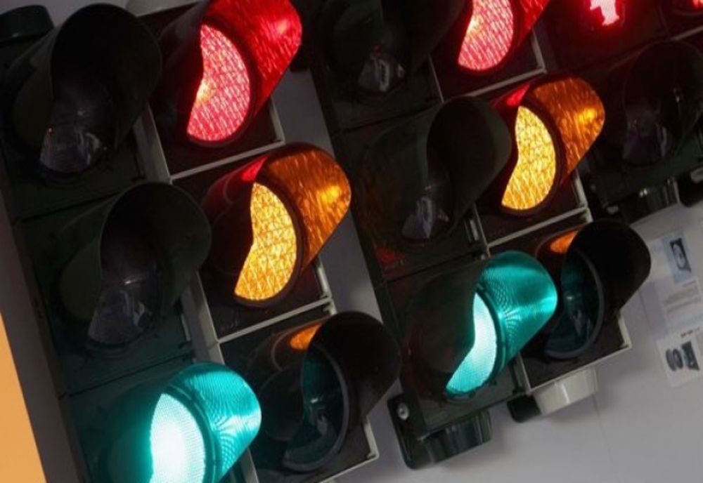 Fără semaforizare! Care este motivul