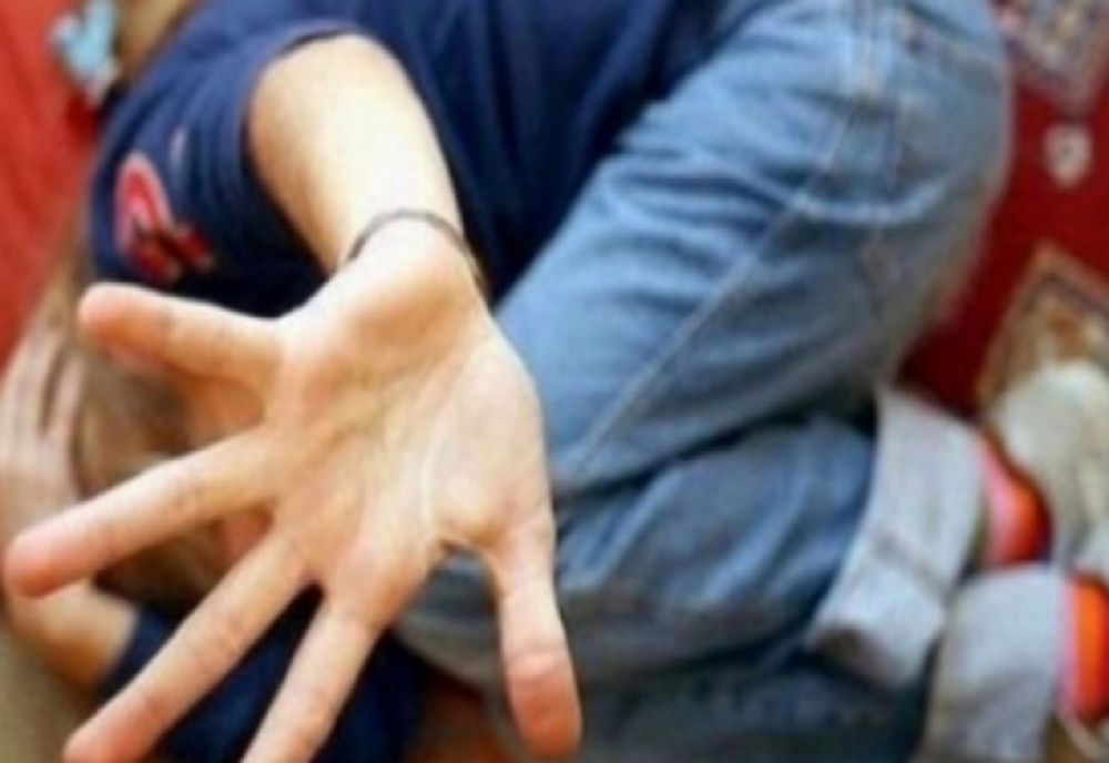 Bărbat de 63 de ani, la spital după ce fost bătut cu bestialitate și a abandonat pe câmp