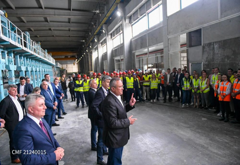 Preşedintele PNL Nicolae Ciucă: vizită de lucru la trei fabrici din Drobeta-Turnu Severin