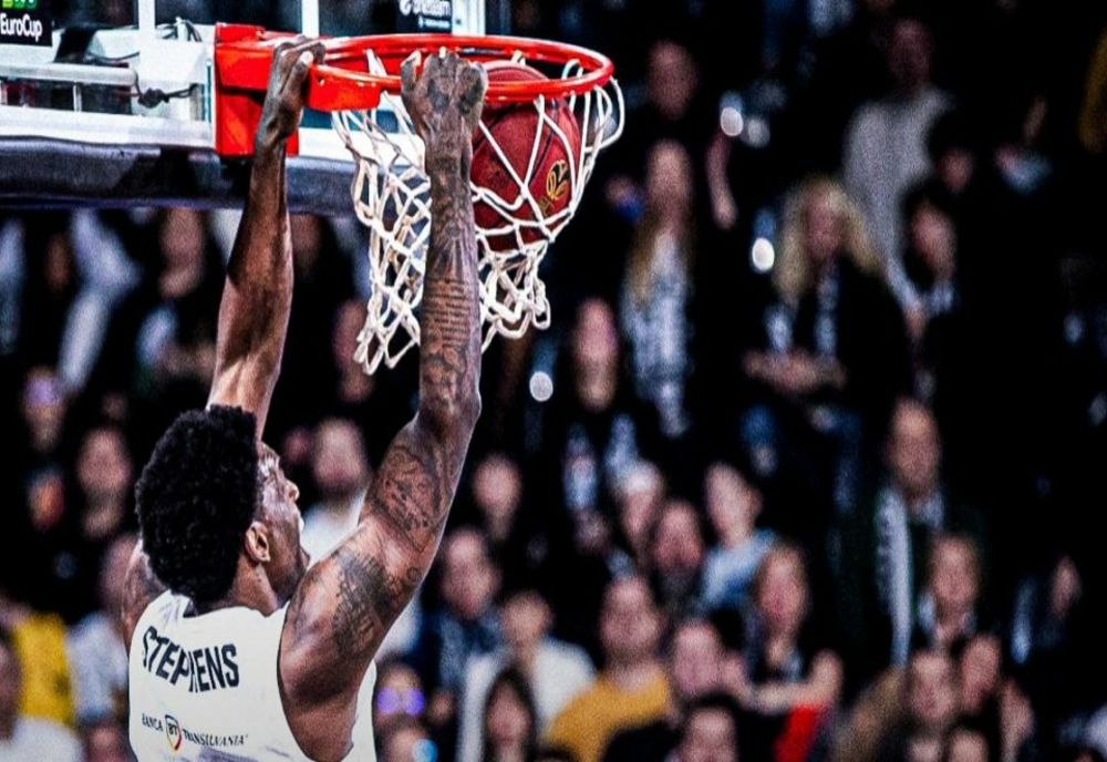 U-BT CLUJ-NAPOCA, VICTORIE CU TURK TELEKOM ANKARA ÎN EURO CUP LA BASCHET MASCULIN