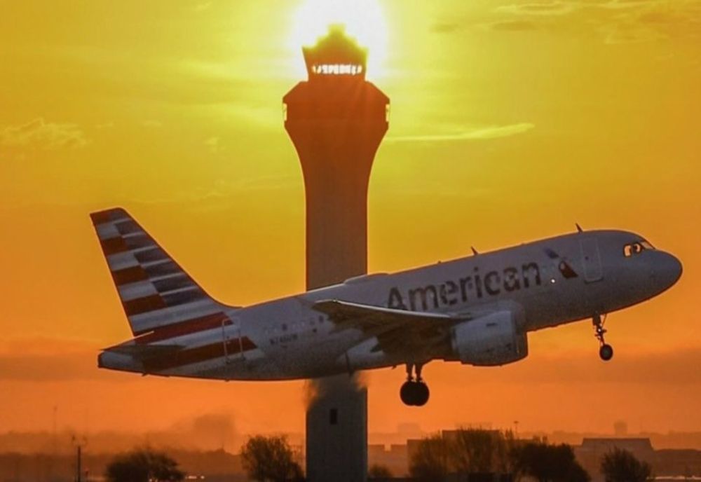 ZBOR AMERICAN AIRLINES, DEVIAT SPRE ROMA DUPĂ O AMENINȚARE CU BOMBĂ