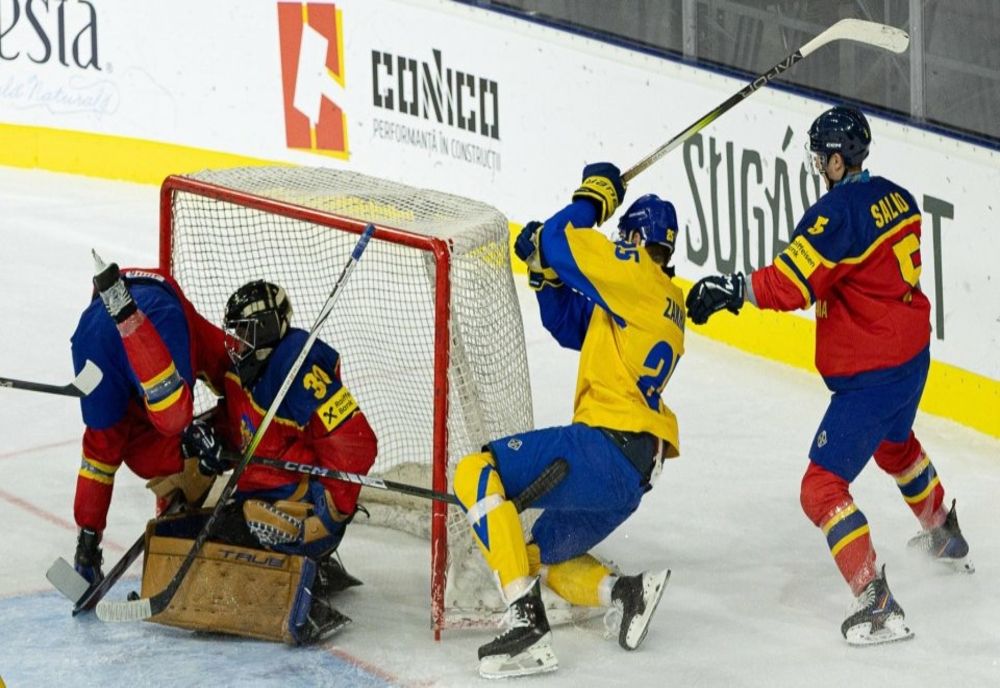 HOCHEI: ÎNFRÂNGERE PENTRU TRICOLORI ÎN MECIUL CU UCRAINA