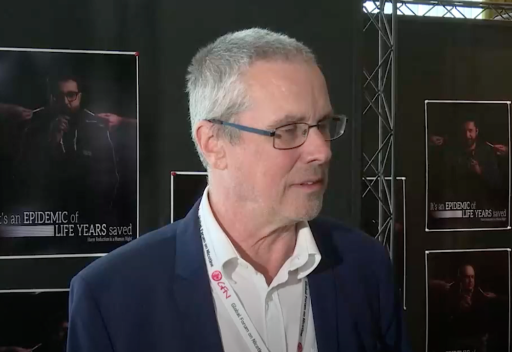 MARTIN CULLIP: ”PRODUSELE ALTERNATIVE, ESENȚIALE PENTRU RENUNȚAREA LA FUMAT”