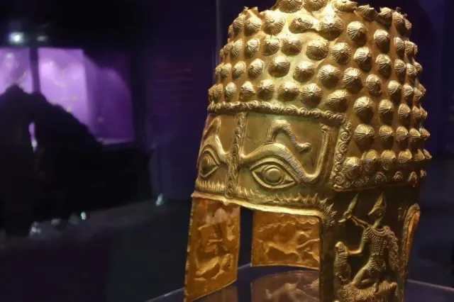 Măsuri de ultima oră pentru ca tezaurul să nu mai fie furat. Coiful de la Coțofenești va ajunge în România