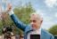 Călin Georgescu, îmbrățișat de români în zi de mare sărbătoare: liderul suveranist a ajuns la Biserica Sfânta Muceniță Varvara din Buftea VIDEO
