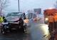 Impact mortal între două microbuze la Orșova. Doi oameni și-au pierdut viața