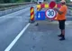 Se circulă restricționat pe DN6. Drumarii s-au apucat de reparații