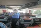 Polițiștii locali fac verificări în mijloacele de transport în comun